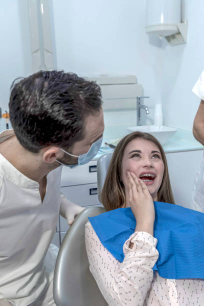 Best Emergency Tooth Extraction in Savanna, IL