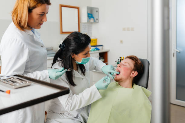 Best Emergency Dental Care for Broken or Chipped Teeth in Savanna, IL